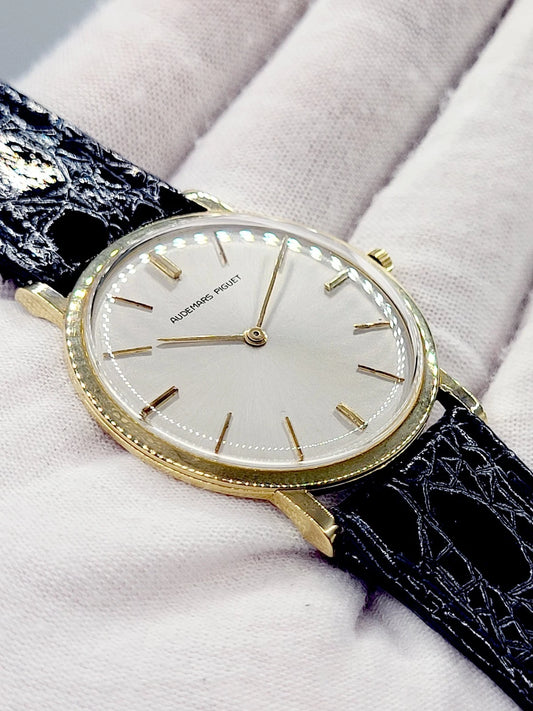 Audemars Piguet Ultra Thin 18K Solid Gold 33mm Wind-Up Men's Watch β Near Mint Luxury Swiss Timepiece