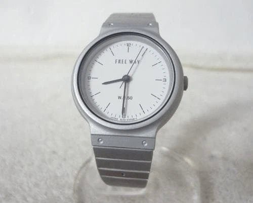 Citizen Vega Freeway Quartz Watch 3030-404513 – Working Condition Vintage Analog Wristwatch