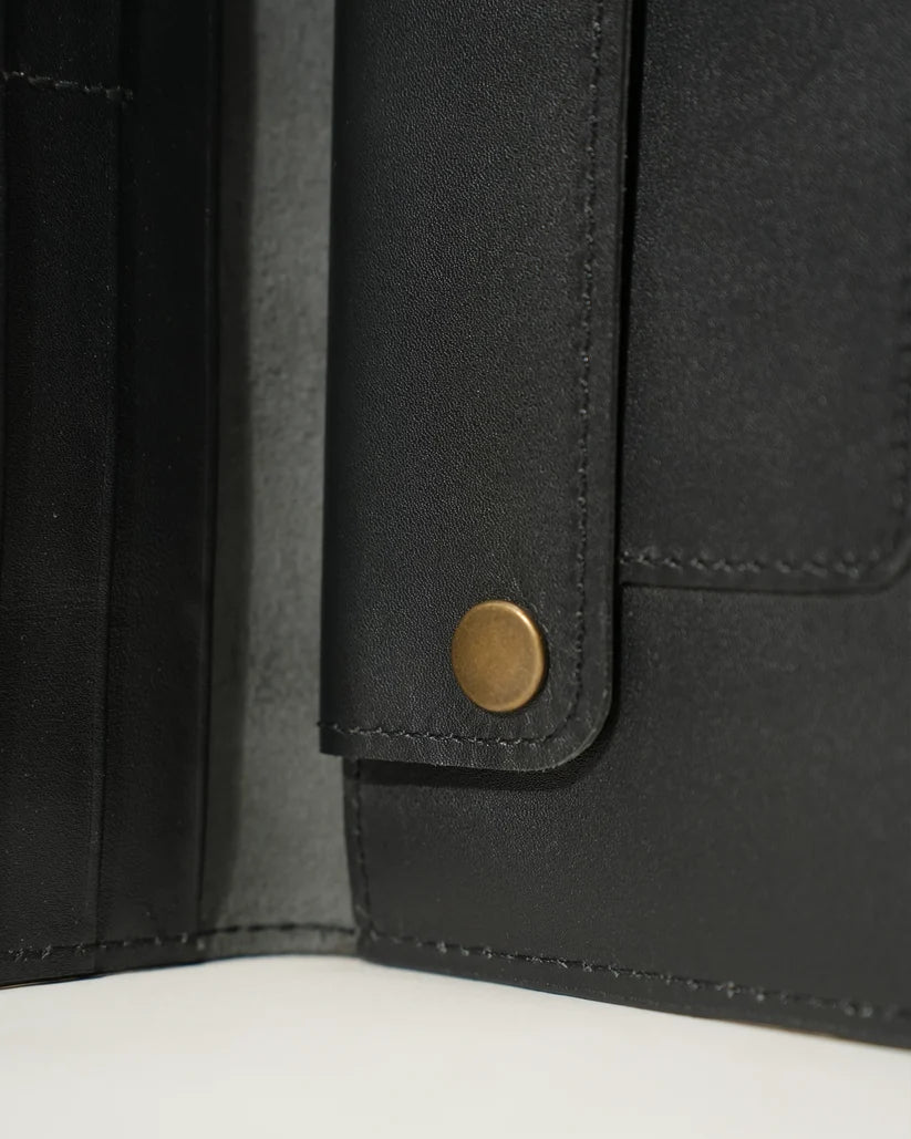 Legacy Long Wallet Black – Premium Leather Wallet for Men