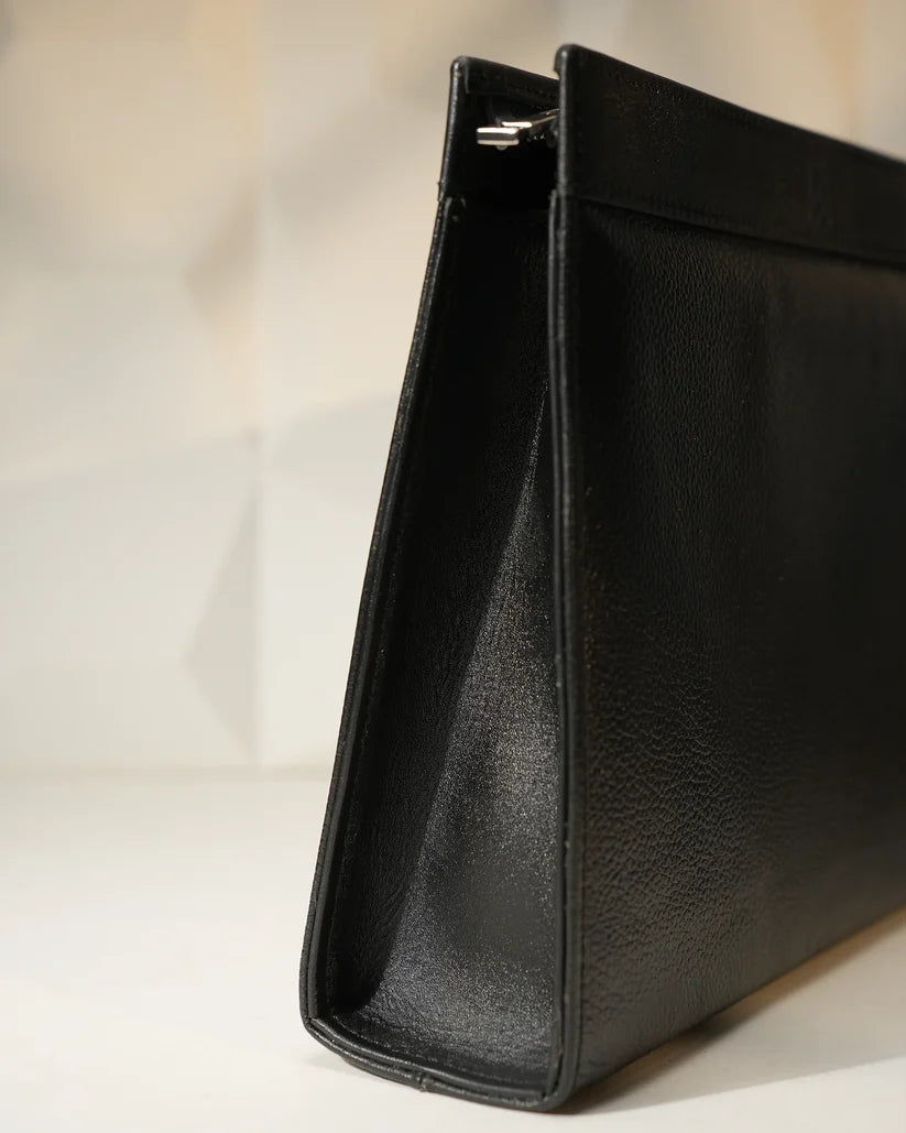 BM7 Premium Leather Pouch – Stylish Compact Organizer