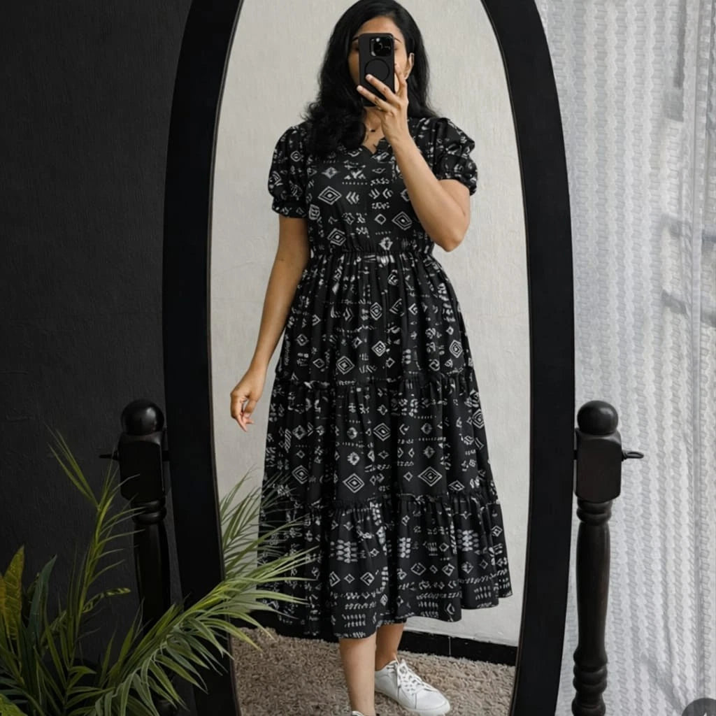 Women's Black Rayon Printed Midi Dress Puff Sleeve Tiered Casual Summer Dress Elegant Flowy Midi Outfit