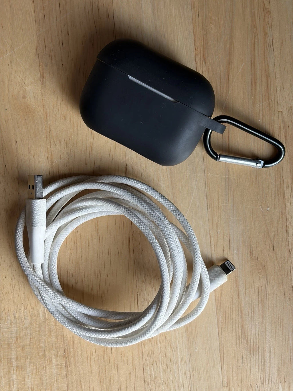 Apple AirPods Pro 2e Génération – Écouteurs Sans Fil Bluetooth d’Occasion