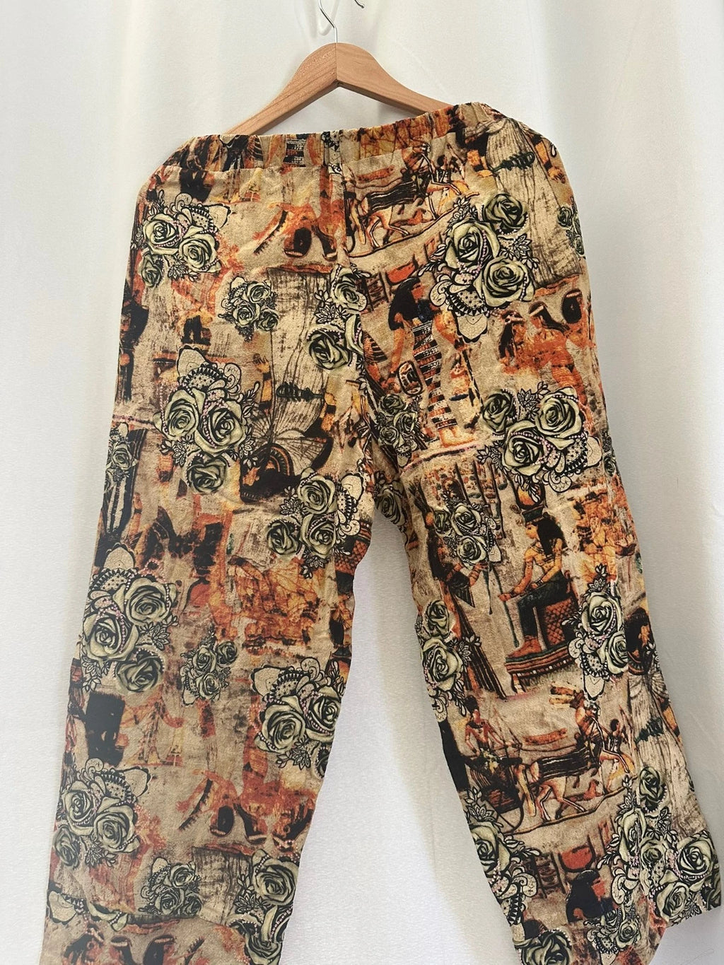 Women's Egyptian Rose Print Capri Pants | Cotton Blend Boho Pull-On Trousers with Pockets