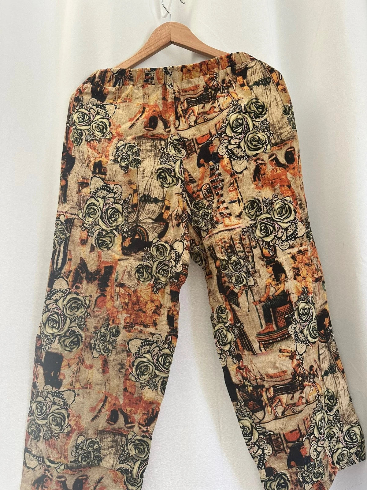 Women's Egyptian Rose Print Capri Pants | Cotton Blend Boho Pull-On Trousers with Pockets